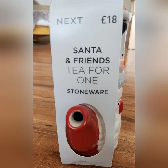 Tea Set - Picture 2 of 2